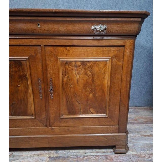 19th Century Louis-Philippe Sideboard in Walnut For Sale - Image 9 of 11