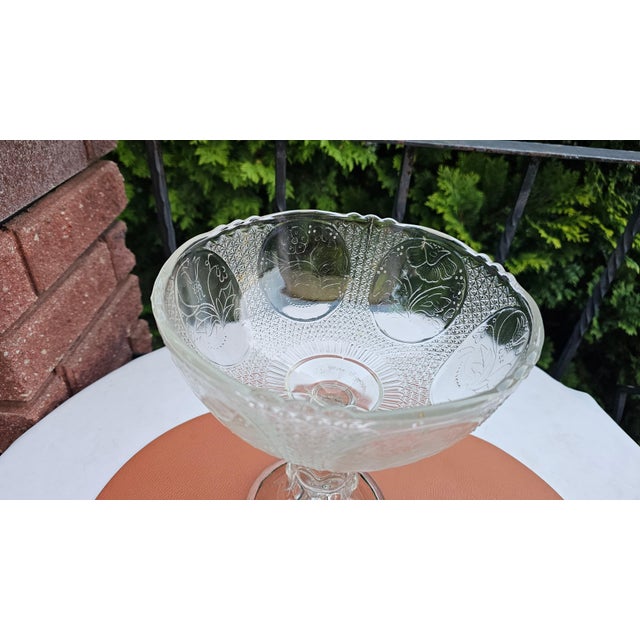 Glass Serving Platter with Medallions Pattern from Ząbkowice Glassworks, 1970s For Sale - Image 4 of 9