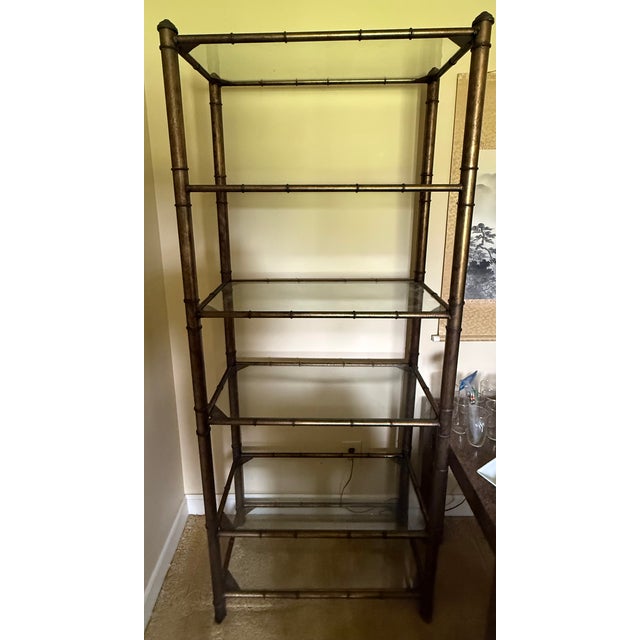 English Vintage Faux Bamboo Étagère With Glass Shelves | Hollywood Regency & British Colonial Style For Sale - Image 3 of 3