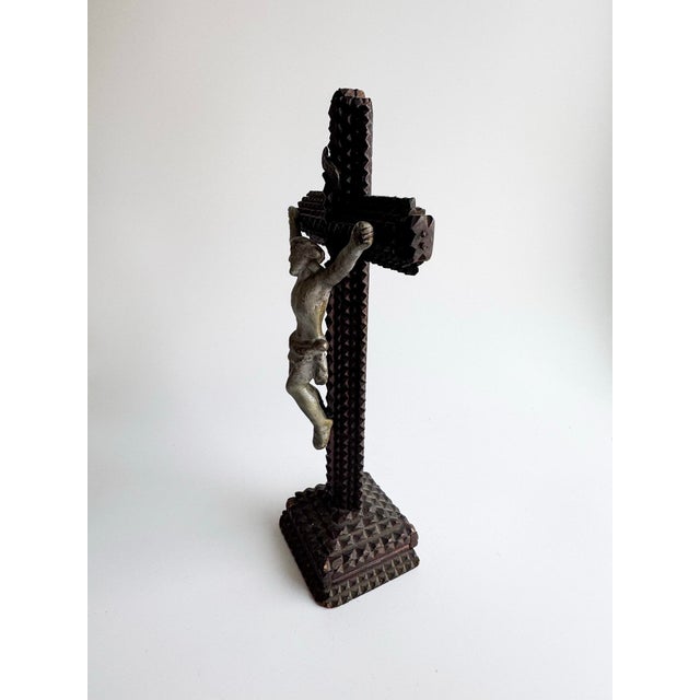 Antique Tramp Art Crucifix, Early 20th Century For Sale - Image 10 of 12