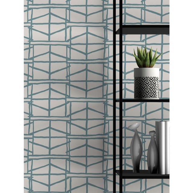 Non-woven fiber-based material with a smooth satin finish. We use the latest digital technology providing the highest...