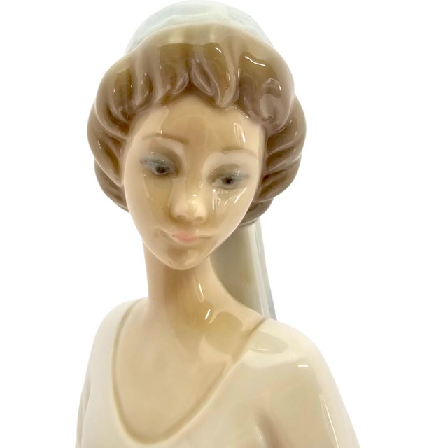 Pink Lladro #5322 Viennese Lady Spanish Porcelain Figurine With Parasol 11" For Sale - Image 8 of 11