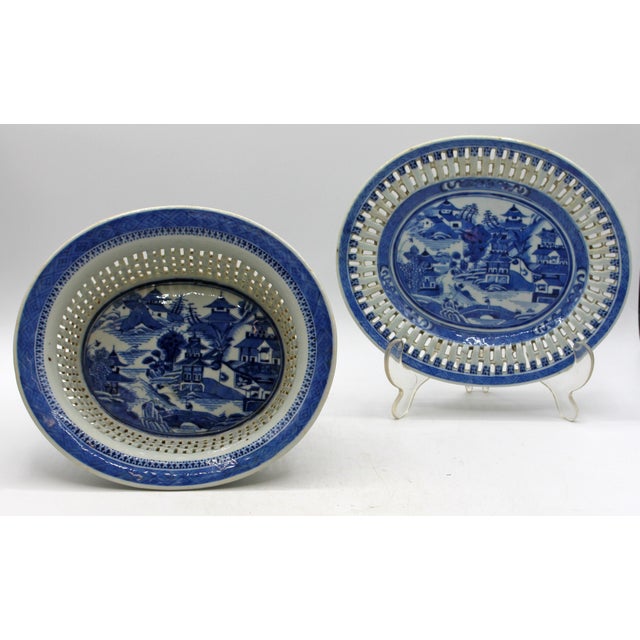 Chinese Circa 1870s-80s Chinese Blue & White Porcelain Chestnut Basket With Undertray For Sale - Image 3 of 5