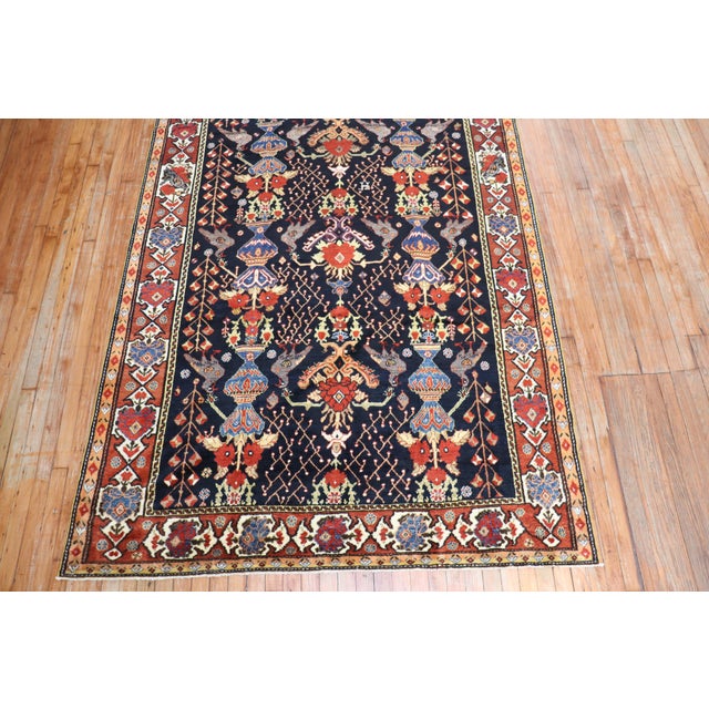 Early 20th Century Beautiful Persian Bakhtiari Gallery Size Rug For Sale - Image 17 of 18