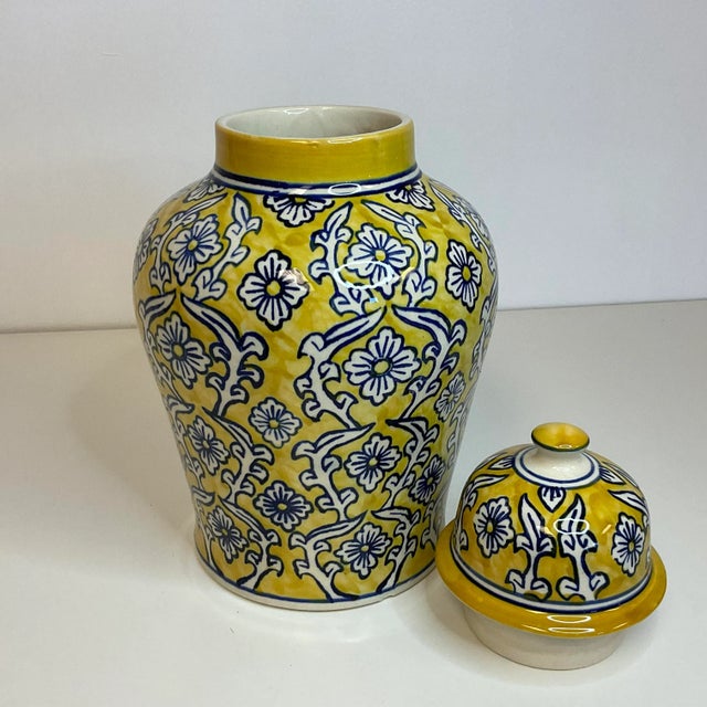 Ceramic Mid 20th Century Chinoiserie Boho Chic Hollywood Regency Ginger Jar For Sale - Image 7 of 12
