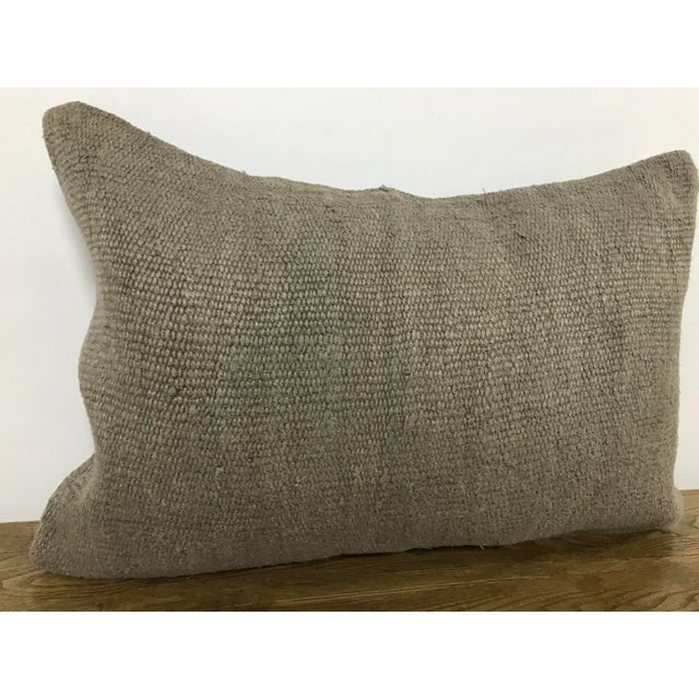 This is a vintage Turkish Anatolian kilim rug from the 1960s. The piece was hand-woven. Just cover no insert