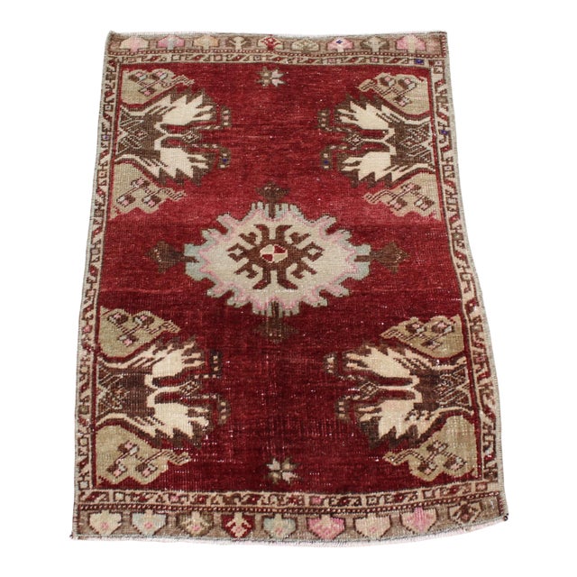 Small Sized Vintage Turkish Rug - 21.5"x32" For Sale