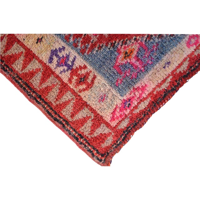 Boho Farmhouse Handwoven Turkish Runner Rug for Hallway – 2′9″ X 12′9″ For Sale - Image 11 of 12