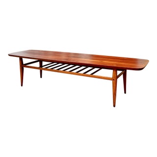Mid 20th Century Lane Rounded Rectangular Coffee Table With Slatted Bottom Shelf For Sale