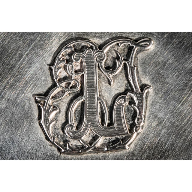 Late 19th Century Lovely English Antique Victorian Sterling Silver Cigarette Trinket Jewelry Desk Box Coat of Arms For Sale - Image 5 of 15
