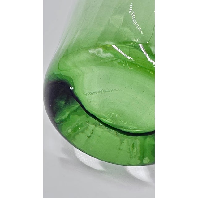 Villeroy & Boch Green Optic Ribbed Tapered Fluted Glass Bud Vase For Sale In Palm Springs - Image 6 of 8