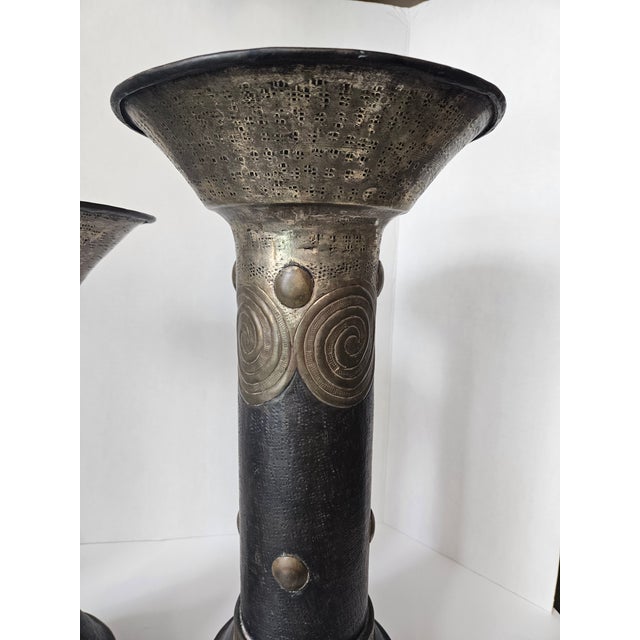 1950s Pair of Bronze Gu Beaker Vases For Sale - Image 5 of 11