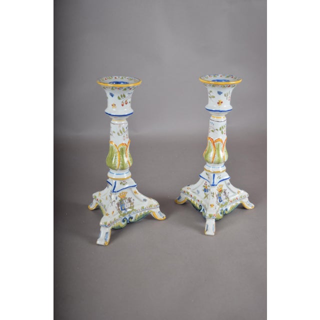 Ceramic Hand-Painted Ceramic Candlesticks with Heraldic Floral Decoration, 1910s, Set of 2 For Sale - Image 7 of 12