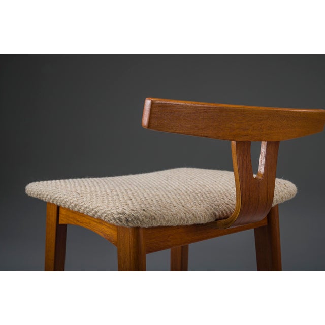 Brown Danish Modern Teak Bar Stools by Dyrlund, Denmark, 1960s, Set of 2 For Sale - Image 8 of 14