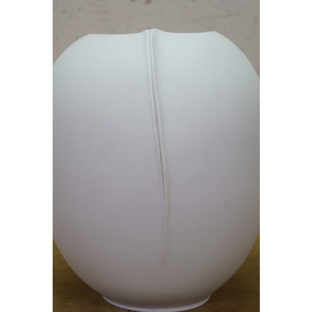 White 1980s German Hutschenreuther White Bisque Porcelain Bulbous Vase Urn 10" For Sale - Image 8 of 13