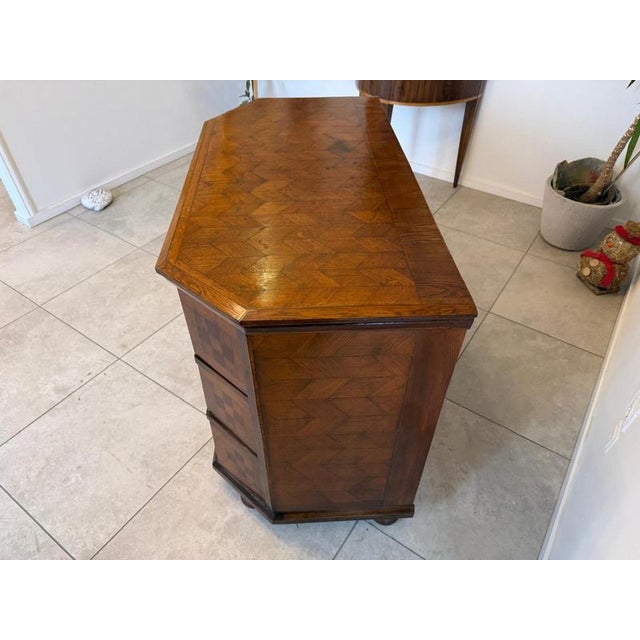 Baroque Chest of Drawers in Oak For Sale - Image 15 of 18