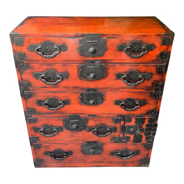 Antique Japanese Meiji Period Tansu Chest of Drawers Iron Hardware Elm Wood For Sale
