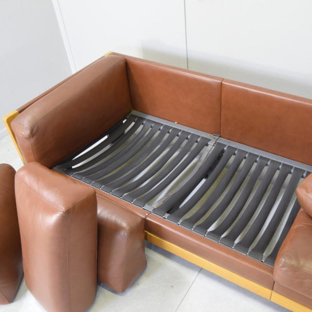 920 Three-Seat Sofa in Beechwood and Leather by Afra & Tobia Scarpa for Cassina, Italy, 1960s For Sale - Image 6 of 13