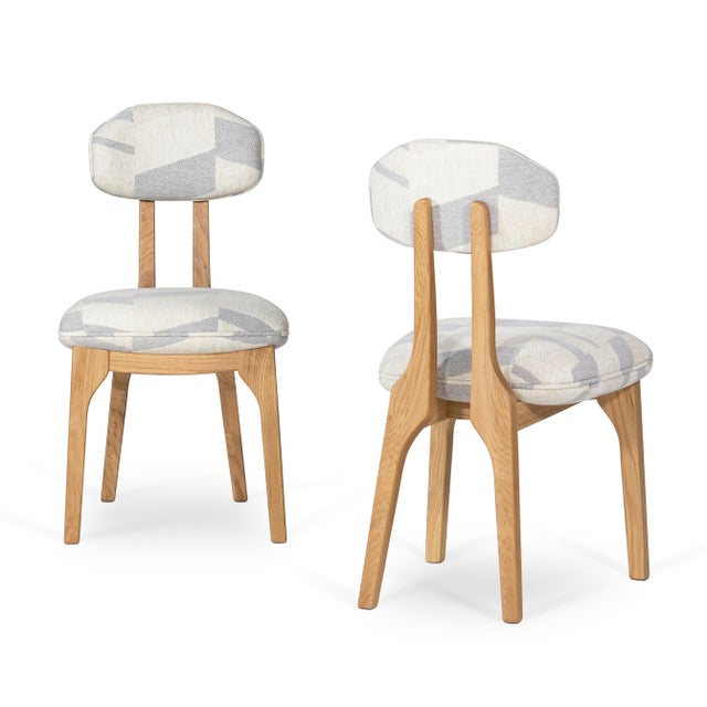 Contemporary Silhouette Dining Chair in Oak and Bouclé Jacquard from Insidherland For Sale - Image 3 of 4