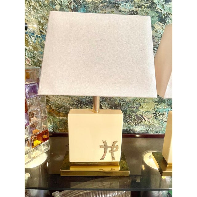 Jean Claude Mahey Table Lamps in Cream Lacquer and Brass by Jean-Claude Mahey, 1970s, Set of 2 For Sale - Image 4 of 10