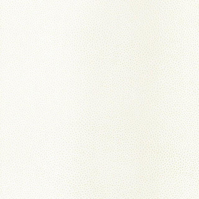 Sample - Schumacher Shagreen Wallpaper in White Pearl For Sale