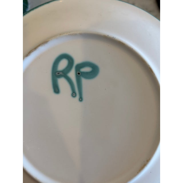 Set of 8 Hand-Painted Plates by Robert Picault — Vallauris, France, c.1950s For Sale - Image 10 of 12