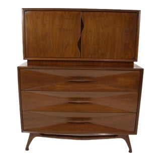 1960’s American Mid Century Modern Highboy Dresser For Sale