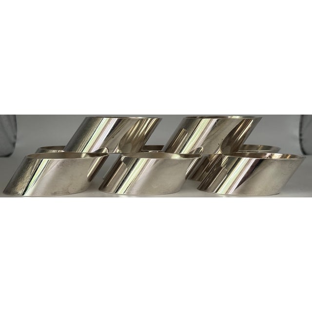 Vintage Contemporary Silver-Plated Napkin Rings, Polished - Set of 8 For Sale - Image 12 of 12