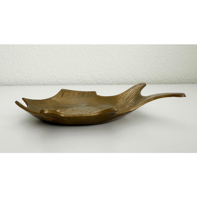 1950s Japanese Brass Fish Dish For Sale - Image 4 of 8
