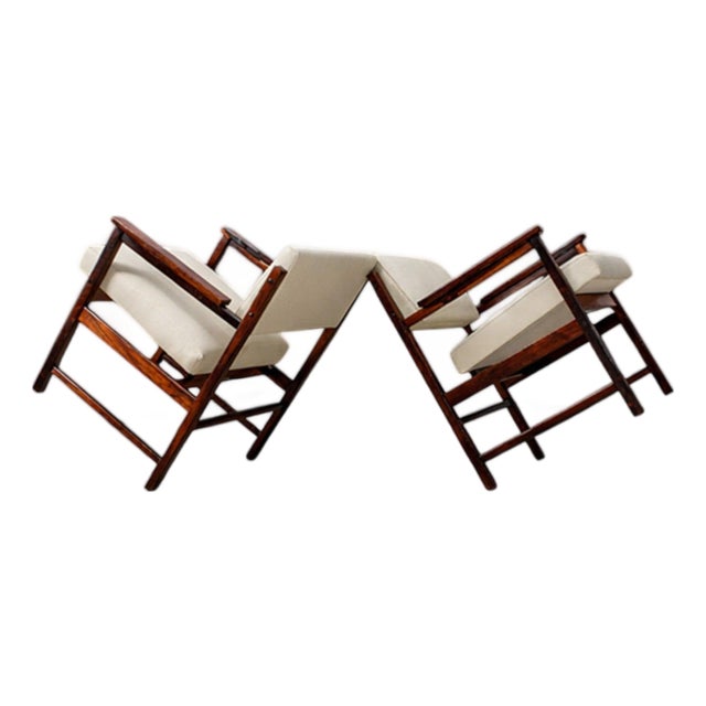 Brazilian Modern Pair of Armchairs in Rosewood & Beige Leather, Bureau, 1960s For Sale