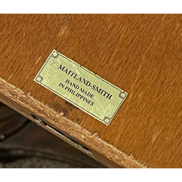 Maitland - Smith Vintage Maitland-Smith Gadroon Center Table – Hand Inlaid Mahogany Marquetry – Designer Statement Piec For Sale - Image 4 of 4