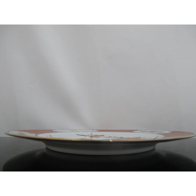 Red Japanese Imari Porcelain Butterfly & Flower Gold Trim 10 1/4" Dinner Plate Set For Sale - Image 8 of 9
