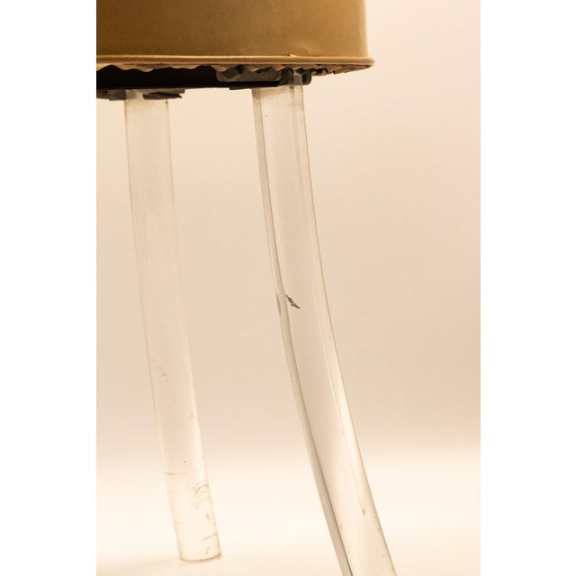 1950s Reflec-Tone Corp Hollywood Regency Lucite Vanity Stool For Sale In Boston - Image 6 of 7