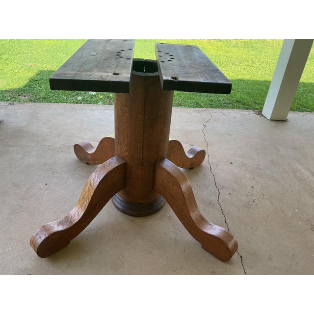 1940s Banta Quarter Sawn Oak Round Dining Table For Sale - Image 10 of 14