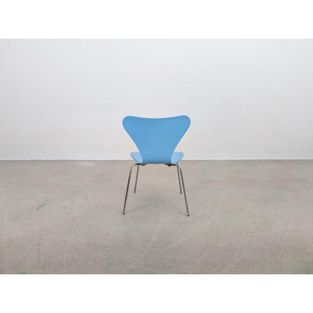 Light Blue Series 7 3107 Chair by Arne Jacobsen for Fritz Hansen For Sale - Image 5 of 12