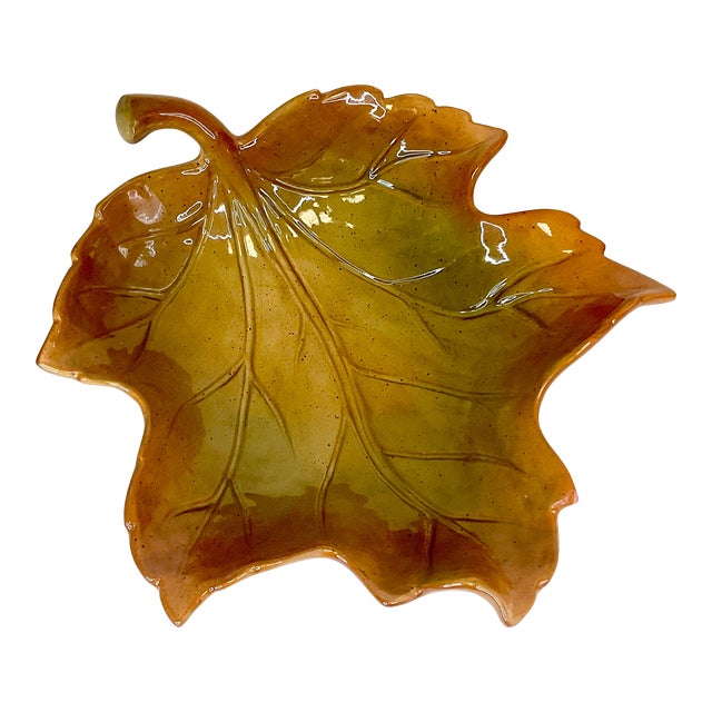 Vintage Majolica Arts & Crafts Americana Fall Leaf Serving Bowl, Halloween & Thanksgiving. For Sale