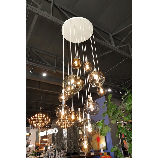 1970s Monumental Cascade Chandelier by Lightolier, 16 Globes For Sale - Image 10 of 13