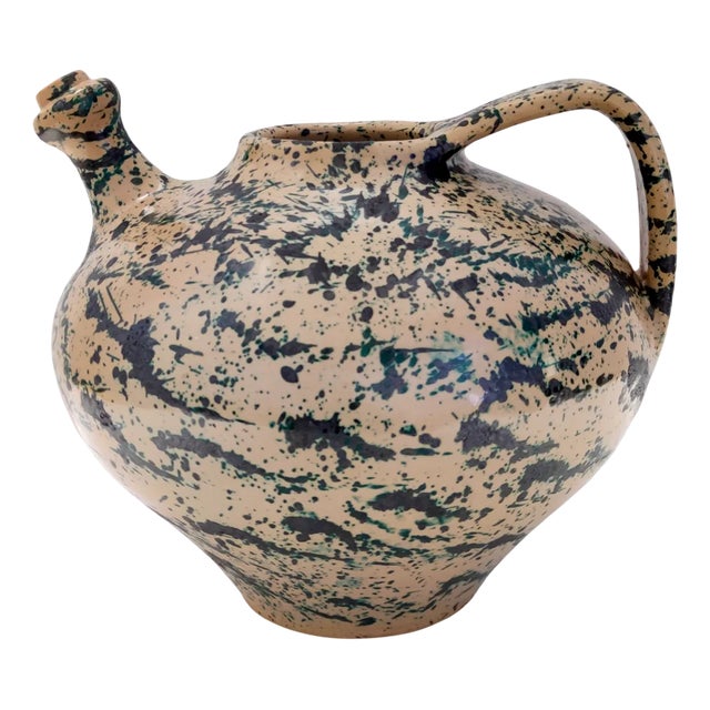 Vintage Beige and Green Lacquered and Handpainted Terracotta Vase, Deruta, Italy, 1950s For Sale