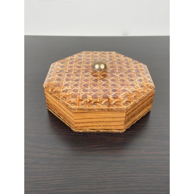 Octagonal box in acrylic, wicker and wood with a brass knob in Christian Dior style. Made in France in the 1970s.