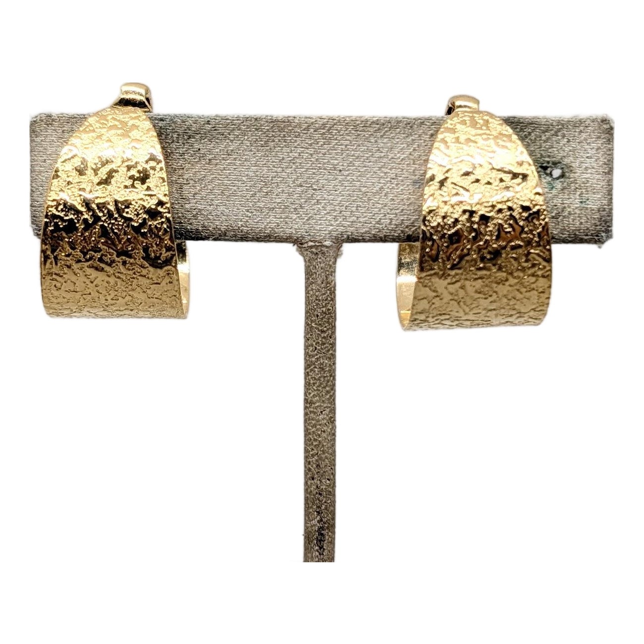 Vintage Signed Crown Trifari Goldtone Textured Hoop Clip Earrings-2 ...