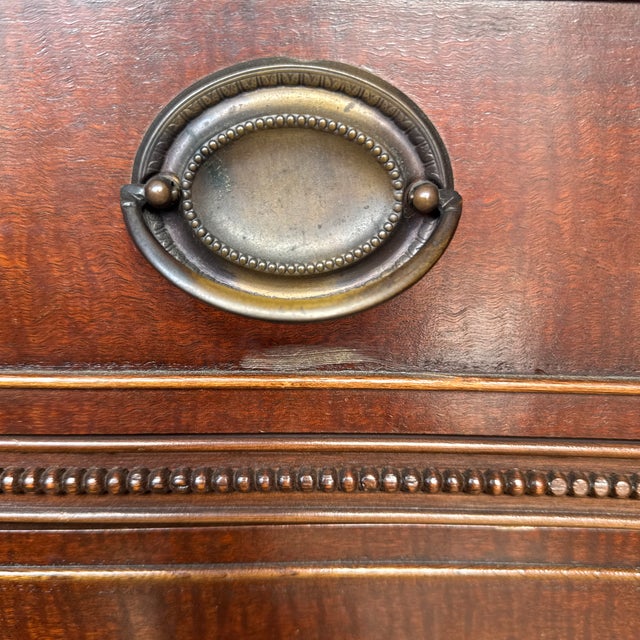 Brown Drexel Federal Style Transitional Mid 20th Century Dresser 4-Drawer For Sale - Image 8 of 12