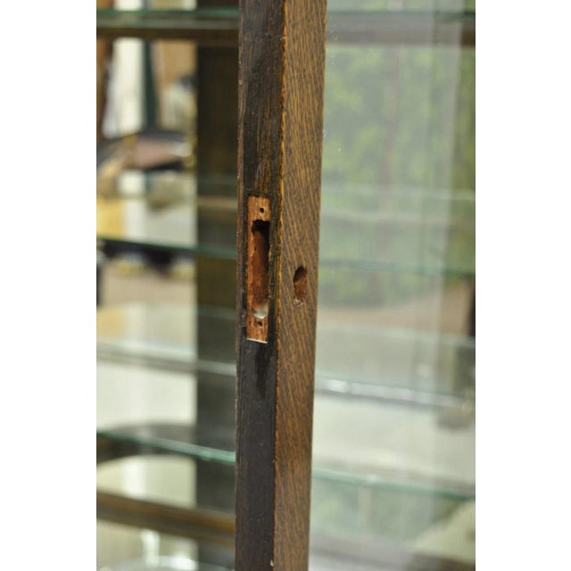 Antique American Empire Tiger Oak Curved Glass China Cabinet W/ Carved Griffins For Sale - Image 15 of 18