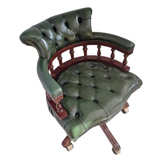 Vintage Chesterfield Style Captain's Swivel Desk Chair in Green Leather, 1980s For Sale