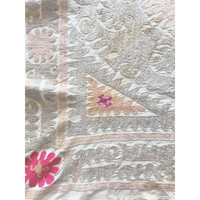 1960s Suzani Wall Hanging Decor - Mid 20th Century Embroidery - 4'11'' X 5'1'' For Sale - Image 5 of 8