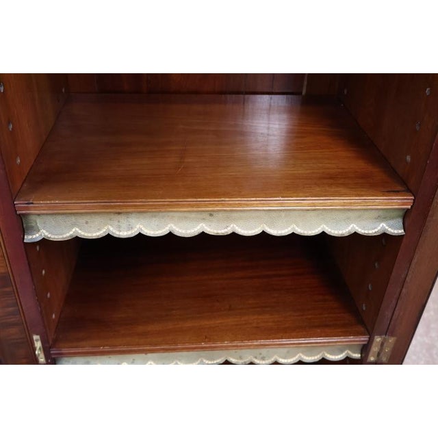 1900-1909 Exceptional Mahogany Waring & Gillow Antique Display Case Bookcase Circa 1900 For Sale - Image 15 of 18