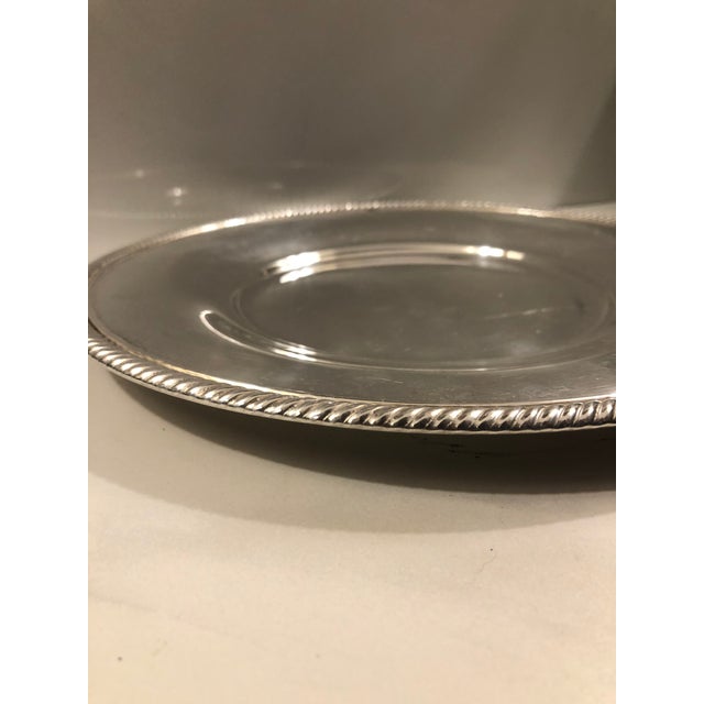 International Silver Vintage International Silver Round Serving Tray For Sale - Image 4 of 8