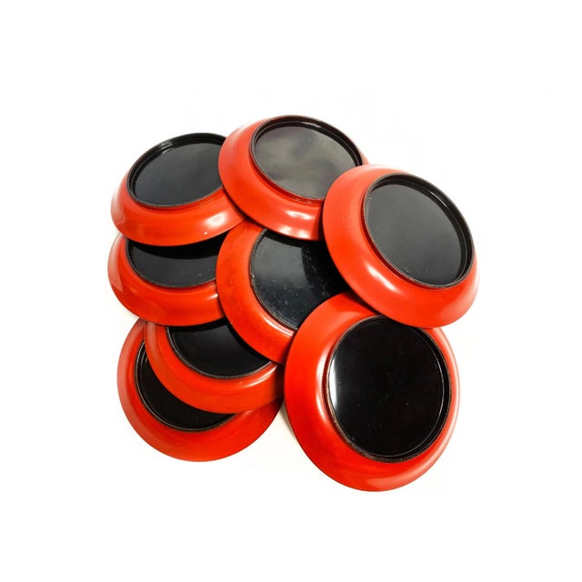 Mid-Century Modern Vintage Mid Century Set of 8 Japanese Hand Painted Lacquered Plates For Sale - Image 3 of 4