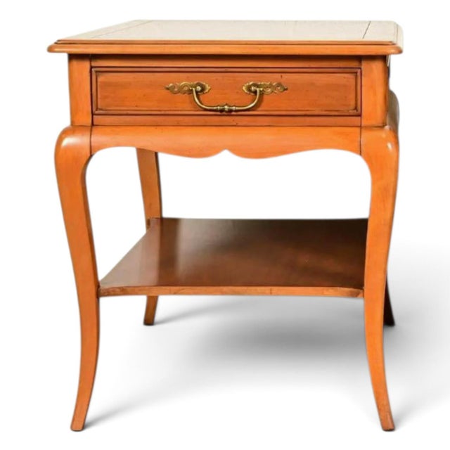 1960s Hekman French Provincial Louis XV Carved Walnut Side Table For Sale In Raleigh - Image 6 of 8