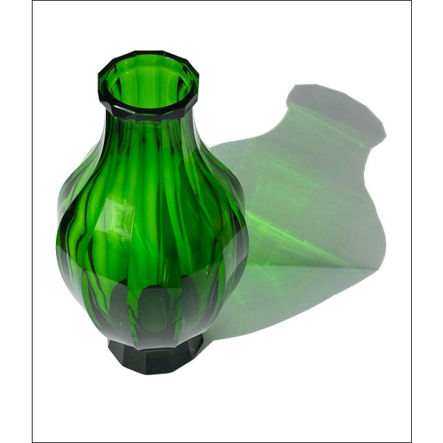 1930s Vintage Facet Cut Emerald Green Czech Art Glass Vase For Sale - Image 5 of 9
