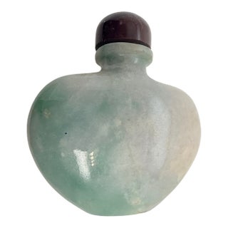 Antique Chinese Mottled Green Jadeite Snuff Bottle, Circa 1900 For Sale